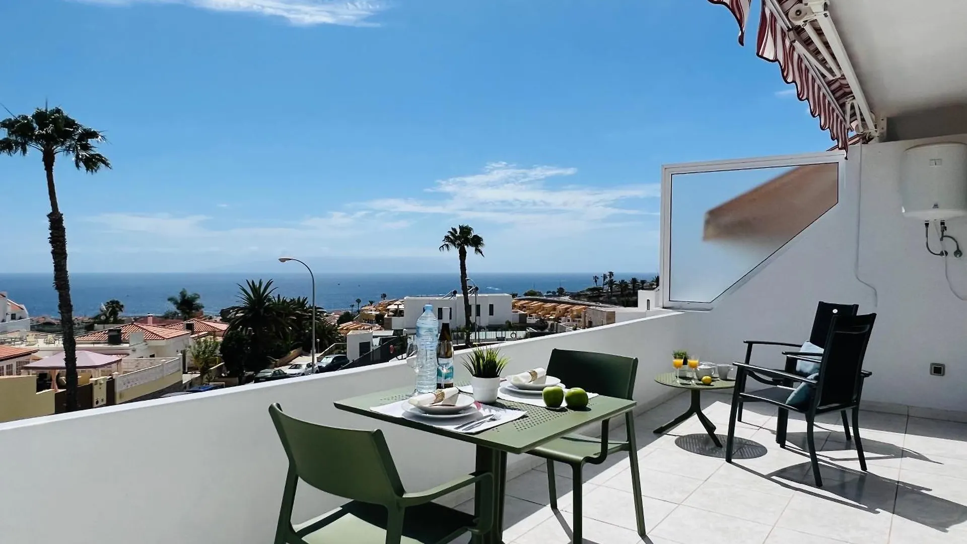 Paulmarie Apartment Atlantic View Terrace アデヘ